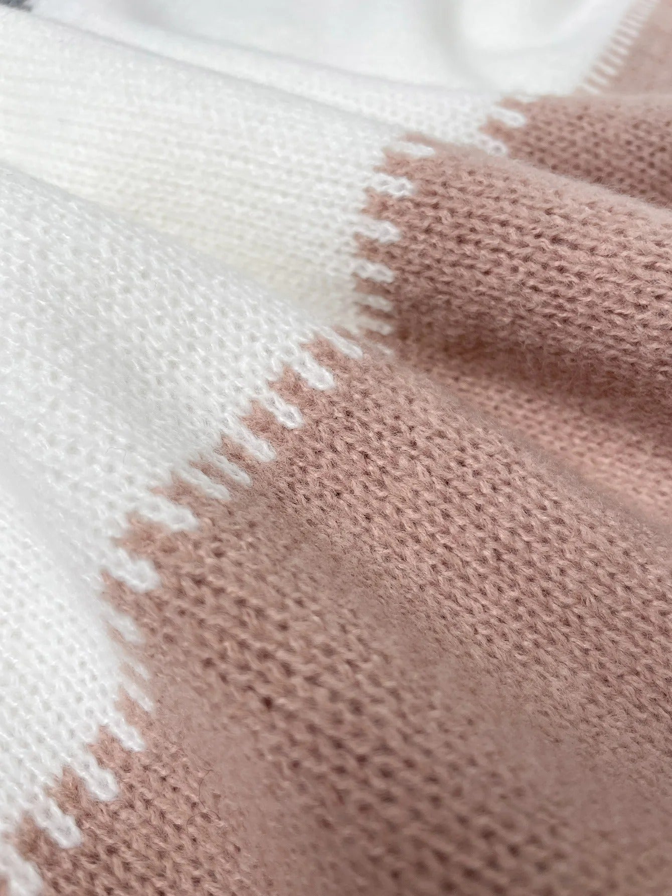 Penelope – Pull Léopard Stylé