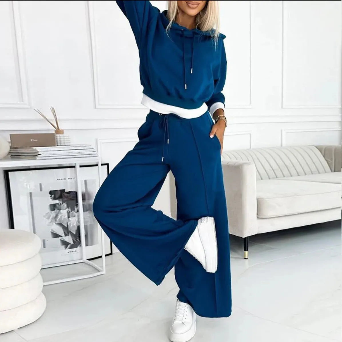 Mia – Ensemble Monochrome Doux et Confortable