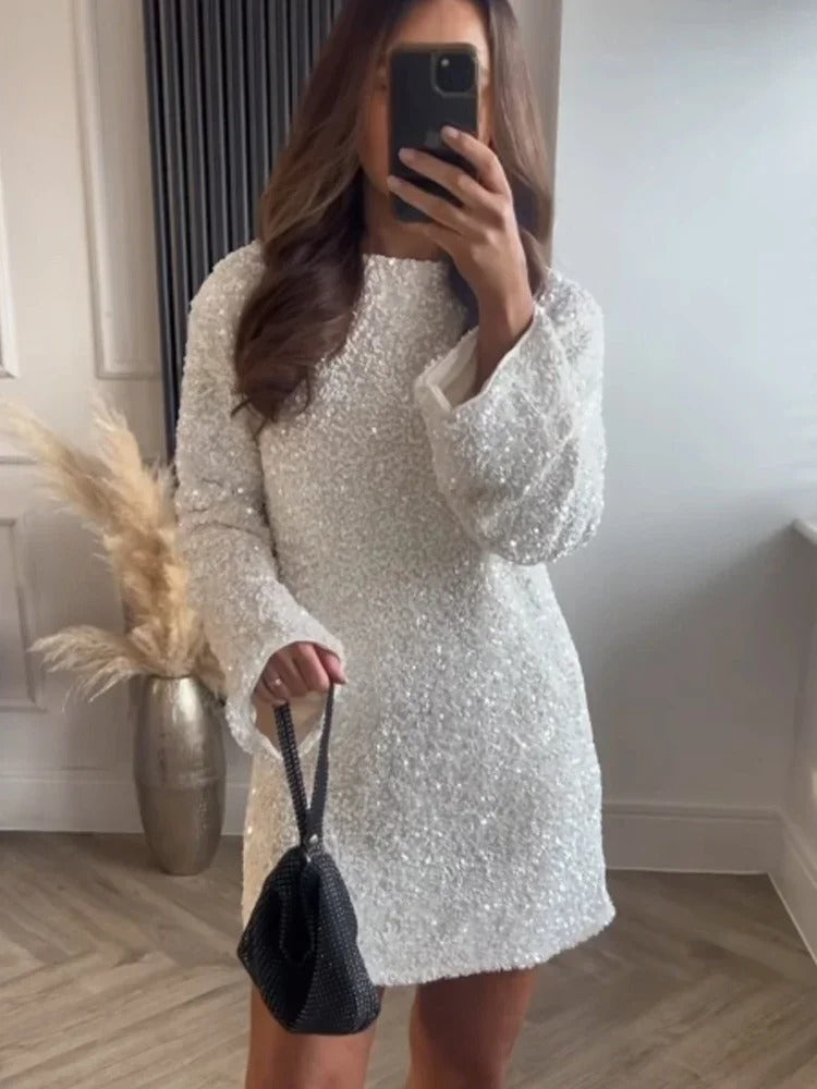 Zoe – Robe Brillante avec Nœud