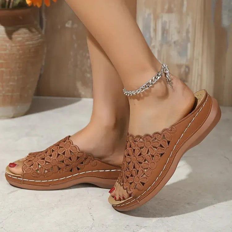 Ella – Sandales Confortables Élégantes à Motifs Floraux – Noir