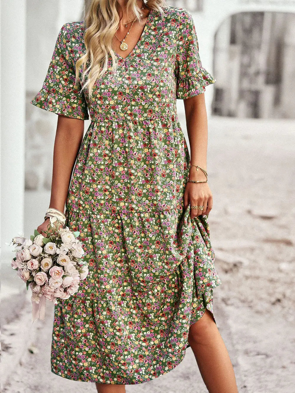 Layla – Robe Élégante Col V Imprimée - Noir