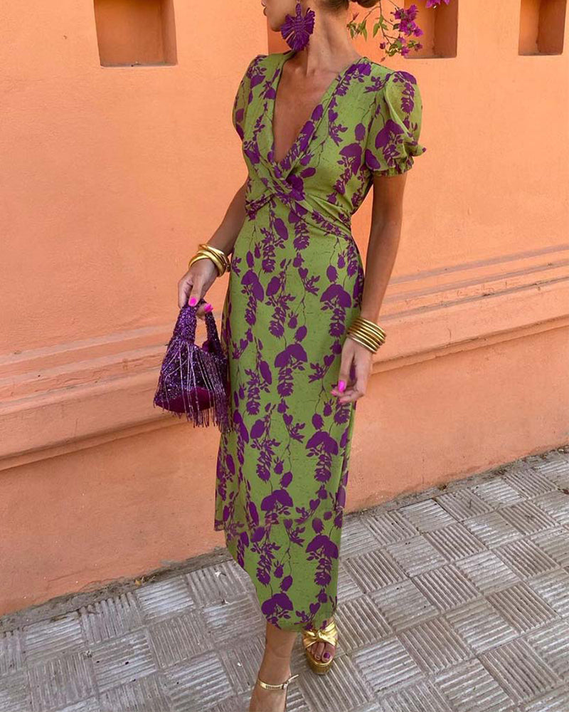 Aria - Robe Élégante à Col V Profond avec Motif Feuilles