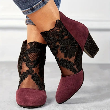 Charlotte - Talons Élégants en Dentelle Fleurie avec Détails Faits Main