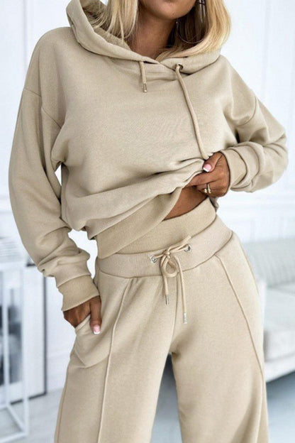Mia – Ensemble Monochrome Doux et Confortable