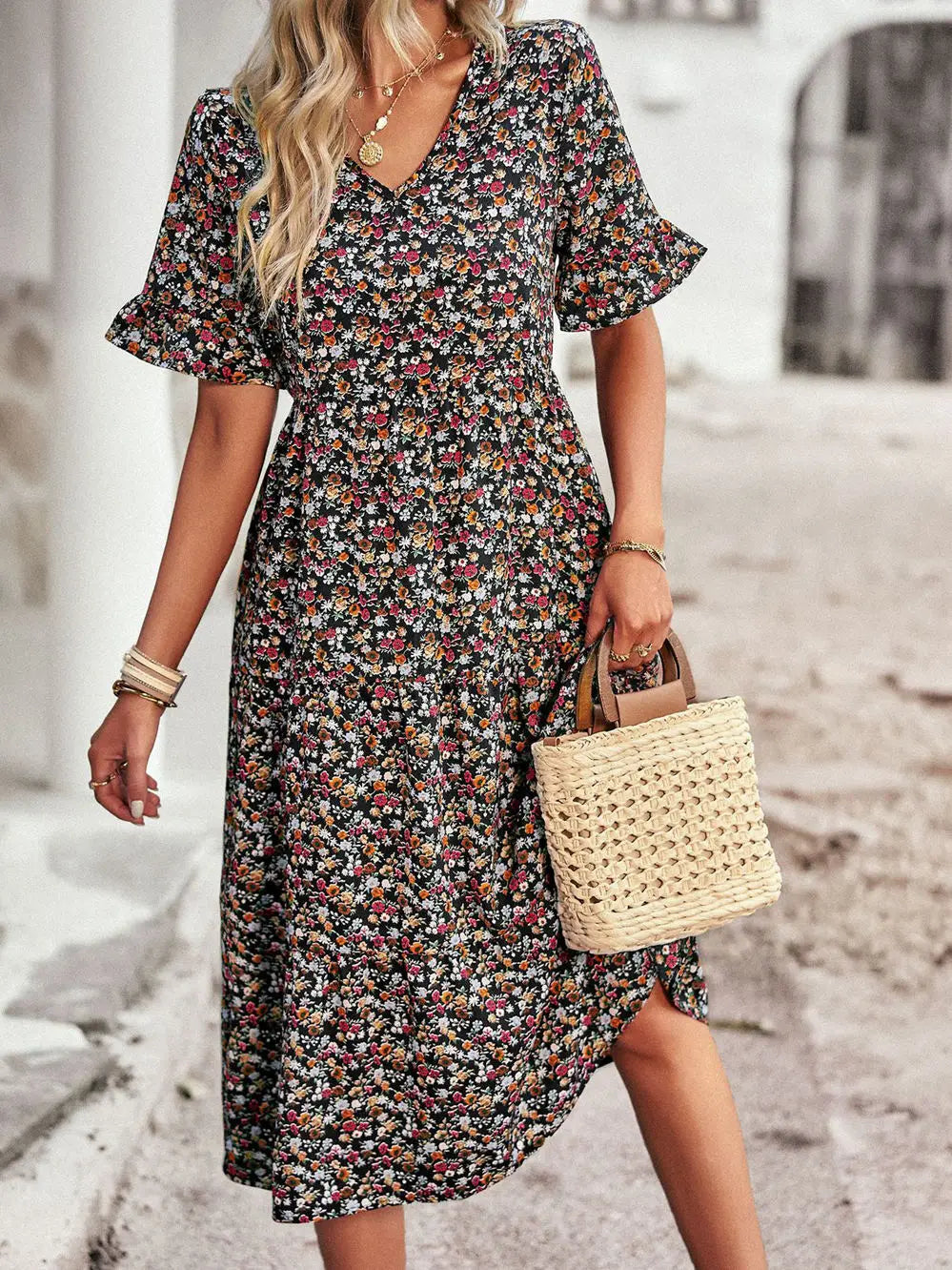 Layla – Robe Élégante Col V Imprimée - Noir