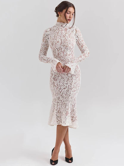 Riley – Robe Près du Corps en Dentelle à Col Montant et Taille Haute – Blanc
