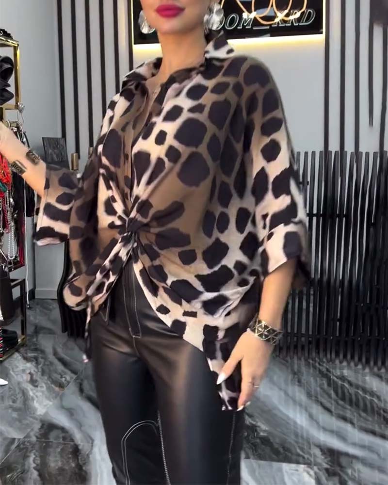 Amelia - Blouse Élégante à Motif Léopard