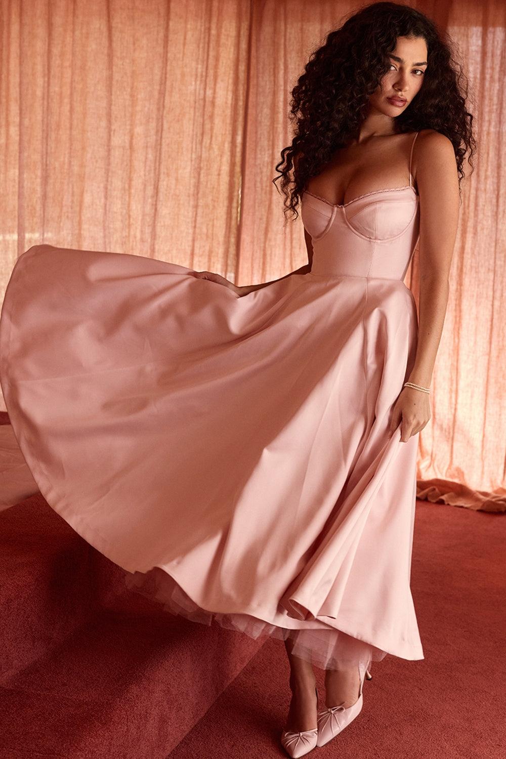 Ruby - Robe Élégante et Sophistiquée pour Occasions Spéciales